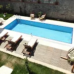 Panzió Kuecuekkoey Otel Ayvalı