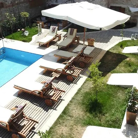 Nocleg ze śniadaniem Kuecuekkoey Otel